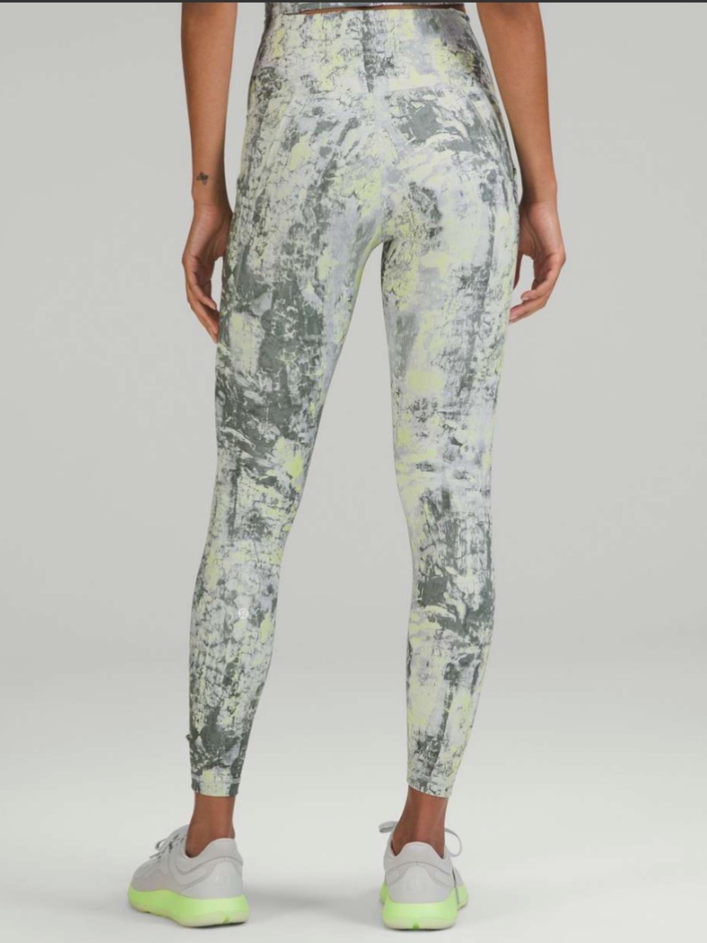 Lululemon | Wunder Train High Rise Tight With Pockets 25”